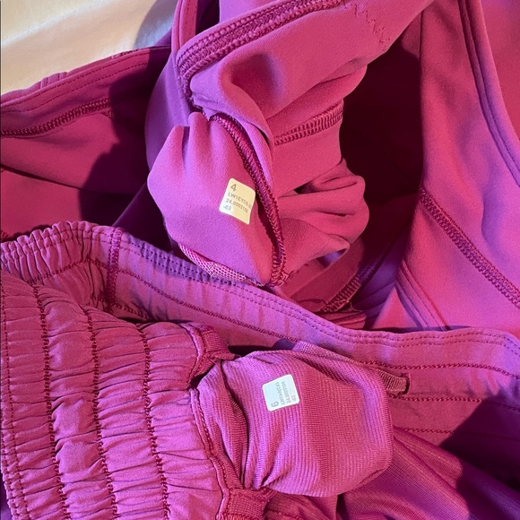 Women's Magenta Lulu Active special edition corset Tank and hotty hot Shorts Set - Picture 5 of 5